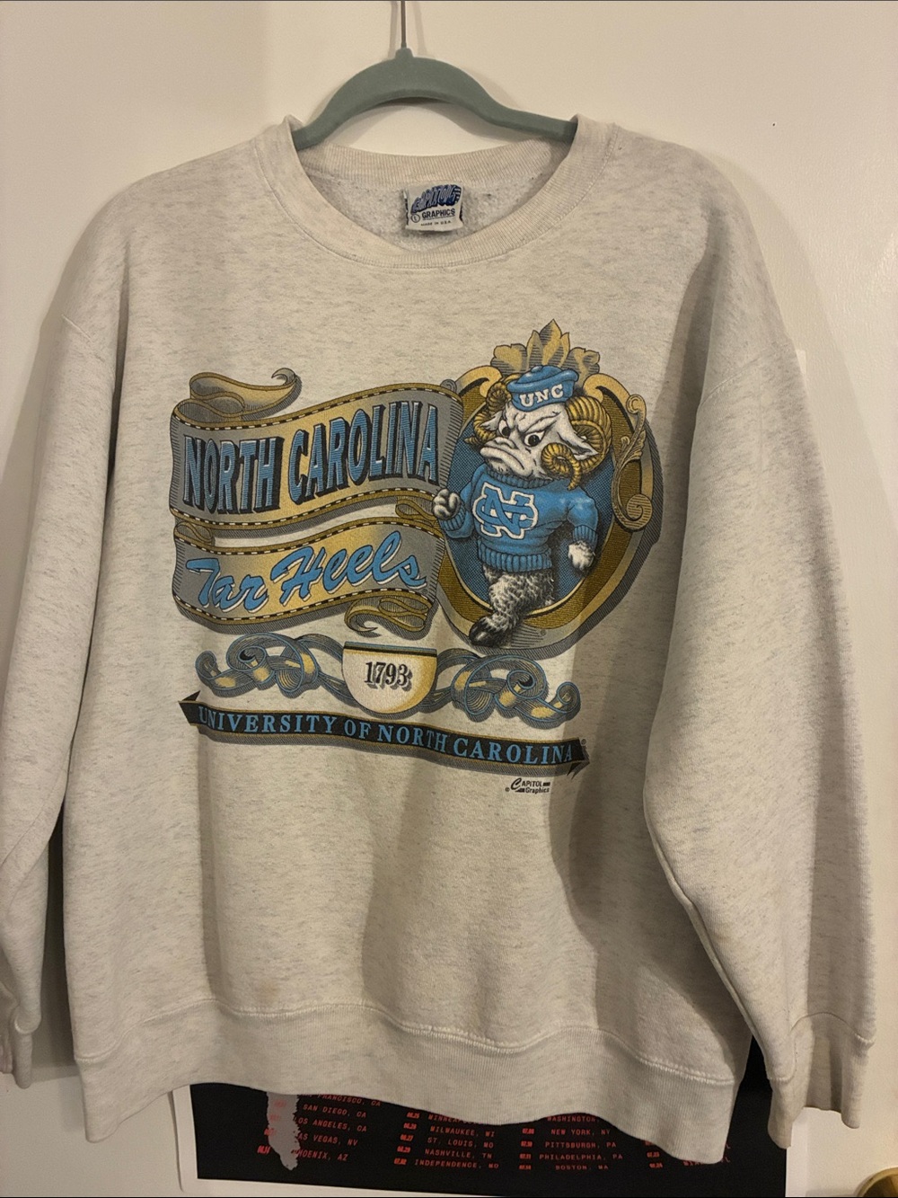 University of North Carolina Tar Heels Gray Crewneck Sweatshirt